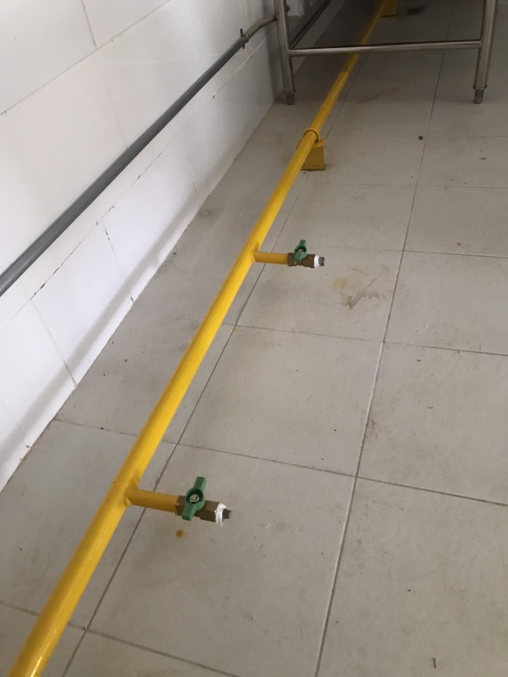 Restaurant gas piping — seamless steel pipe