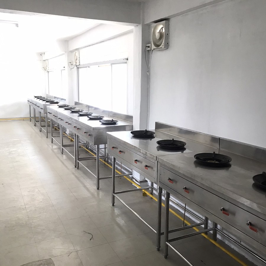 Restaurant gas system installation 5