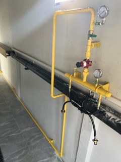 Restaurant gas system installation 8
